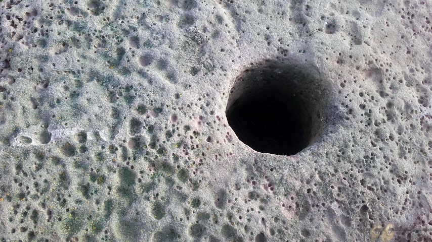 forat (Small)